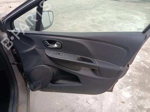 Used Front right panel RENAULT CLIO IV (BH_) 1.5 dCi 75 (75 hp) 29828794