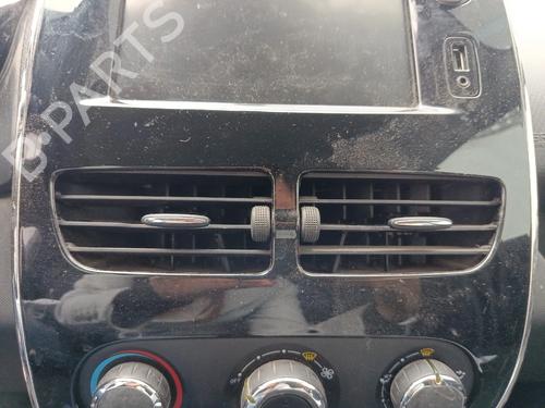 Luftventilen RENAULT CLIO IV (BH_) 1.5 dCi 75 (75 hp) 29828792