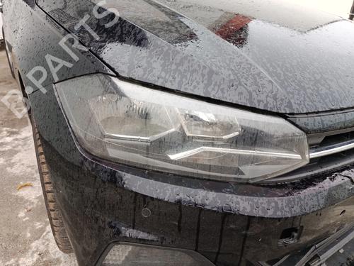 Used Right headlight VW POLO VI (AW1, BZ1, AE1) 1.0 TSI (95 hp) 29828850