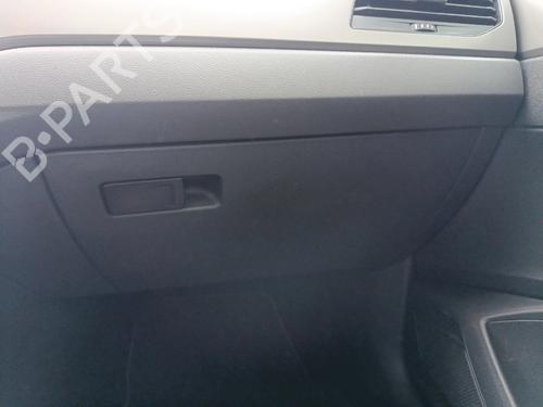 Used Glove box VW POLO VI (AW1, BZ1, AE1) 1.0 TSI (95 hp) 29828862