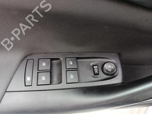 BP29914046I27 main image