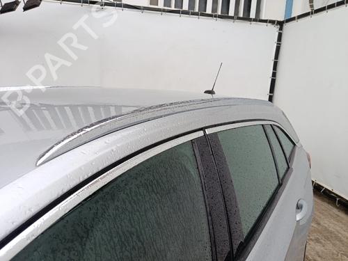 Used Roof bar OPEL ASTRA K Sports Tourer (B16) 1.2 Turbo (35) (110 hp) 29916020