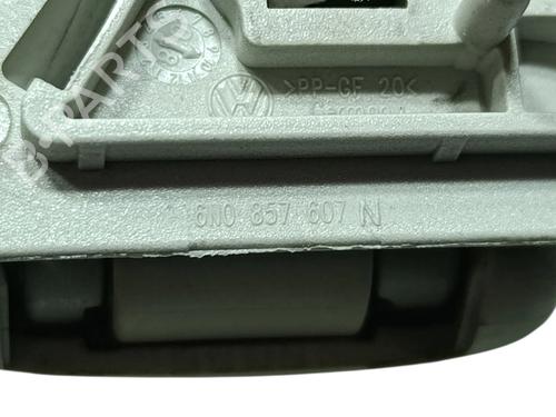 Poignée intérieure arrière droite VW POLO IV (9N_, 9A_) 1.4 TDI | BP29944488I16