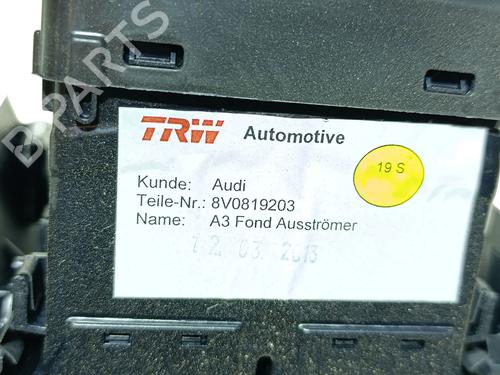 Air vent AUDI A3 Sportback (8VA, 8VF) 1.6 TDI | BP30082206I21 