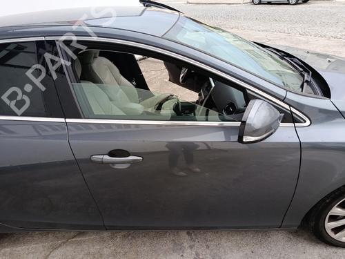 Used Right front door VOLVO V40 Hatchback (525) D3 (150 hp) 30109500