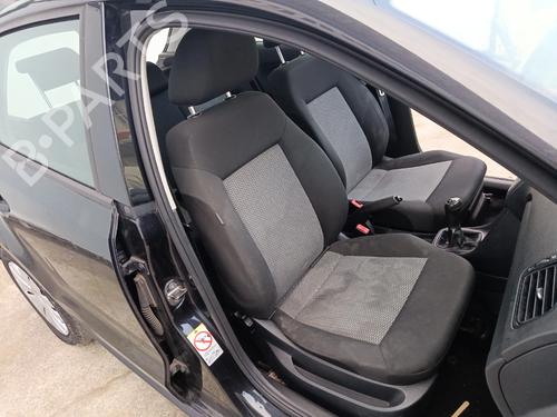 Sæde højre fortil VW POLO V (6R1, 6C1) 1.2 TDI (75 hp) 30109547