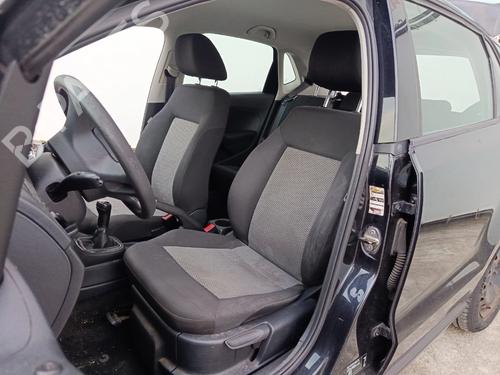 Sæde sæt VW POLO V (6R1, 6C1) 1.2 TDI (75 hp) 30111998