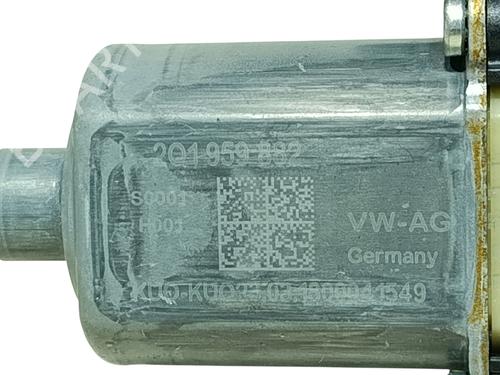 Right front window motor VW POLO VI (AW1, BZ1, AE1) 1.0 TSI | BP30174056E20