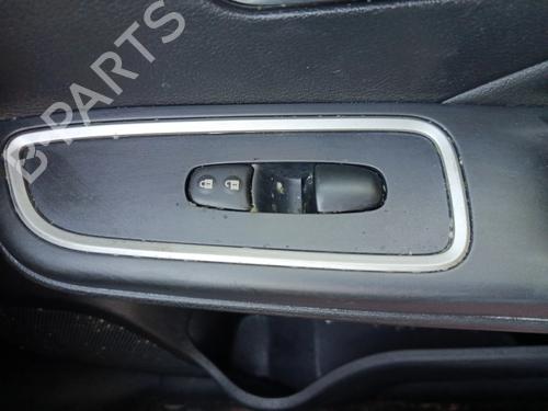 Used Right front window switch NISSAN MICRA V (K14) 1.5 DCI (90 hp) 30441663