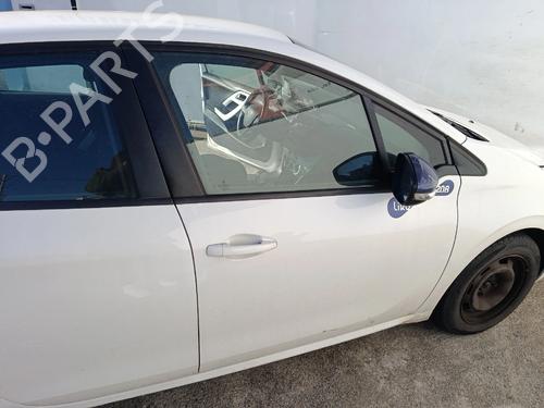 Used Right front door PEUGEOT 208 I (CA_, CC_) 1.2 VTi 68 / PureTech 68 (68 hp) 30510211