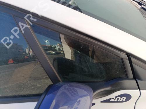 Used Front right quarter glass PEUGEOT 208 I (CA_, CC_) 1.0 VTi (68 hp) 30510239