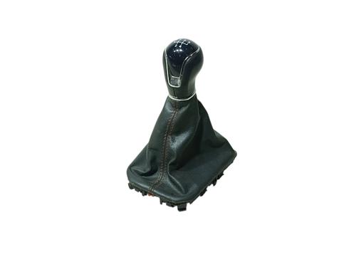 Used Shift knob SEAT IBIZA V (KJ1, KJG) 1.6 TDI (95 hp) 26956409