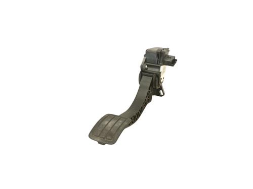 Used Pedal PEUGEOT 3008 II SUV (MC_, MR_, MJ_, M4_) 1.2 THP/ PureTech 130 (MRHNSM, MRHNSU, MRHNSJ, MRHNYW,... (131 hp) 30691608