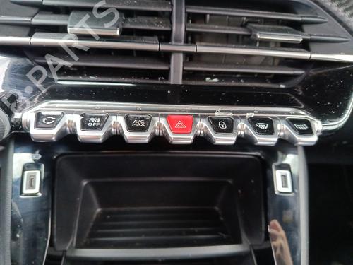 Used Switch PEUGEOT 2008 II (UD_, US_, UY_, UJ_, UR_, UC_) 1.2 PureTech 100 (USHNK) (101 hp) 30975868