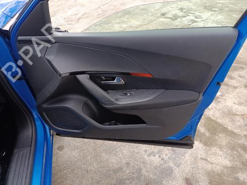 Forreste højre beklædning PEUGEOT 2008 II (UD_, US_, UY_, UJ_, UR_, UC_) 1.2 PureTech 100 (USHNK) (101 hp) 30975898