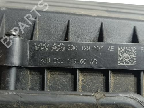 Air filter box VW GOLF VII (5G1, BQ1, BE1, BE2) 1.6 TDI | BP30976005M87 