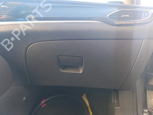 Used Glove box OPEL ASTRA K Sports Tourer (B16) 1.6 CDTi (35) (110 hp) 30976052