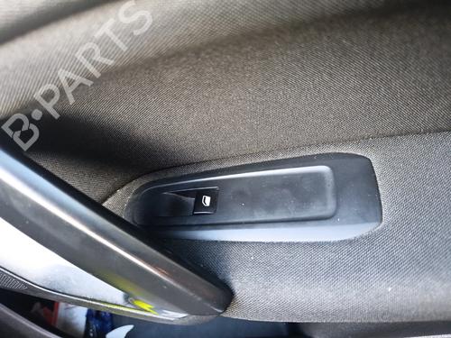 Used Right front window switch PEUGEOT 308 SW II (LC_, LJ_, LR_, LX_, L4_) 1.5 BlueHDi 130 (131 hp) 30973332