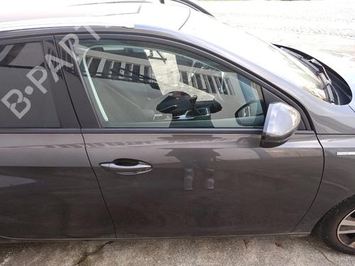 Used Right front door Right front door 30973354 30973354