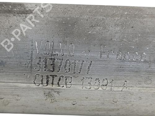 Intercooler pipe VOLVO V40 Hatchback (525) D3 | BP31184235M127