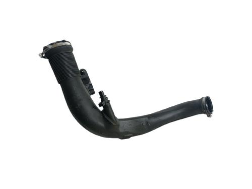 Intercooler pipe VOLVO V40 Hatchback (525) D3 | BP31184234M127
