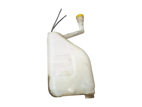 Used Windscreen washer tank Windscreen washer tank 31613757 31613757