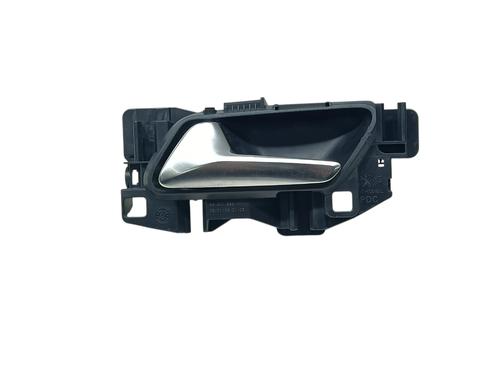 front-left-interior-door-handle-opel-corsa-f-p2jo-2019-31021117 main image