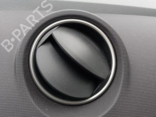 Used Air vent SEAT IBIZA IV (6J5, 6P1) 1.4 TDI (80 hp) 31980830
