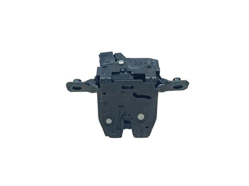 Used Tailgate lock OPEL ASTRA K Sports Tourer (B16) 1.2 Turbo (35) (110 hp) 31999851