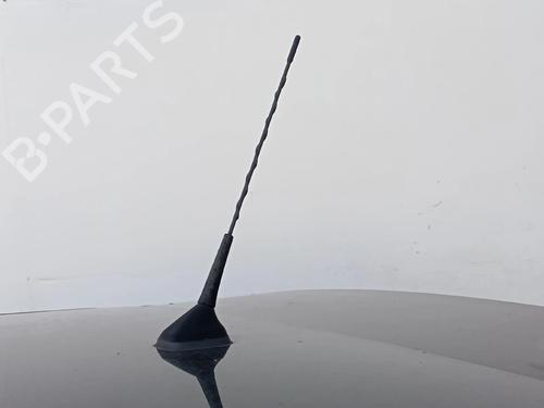 Antenne/Base RENAULT CAPTUR I (J5_, H5_) 1.5 dCi 90 (J5N4, J5M5, J5MW, J5M6, J5AL, J5AJ) (90 hp) 32028698
