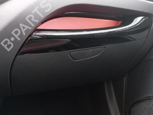 Used Glove box RENAULT CAPTUR I (J5_, H5_) 1.5 dCi 90 (J5N4, J5M5, J5MW, J5M6, J5AL, J5AJ) (90 hp) 32028725