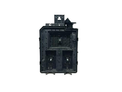 Used Fuse box Fuse box OPEL CORSA E (X15) 1.3 CDTI (08, 68) (95 hp) 32068688 32068688