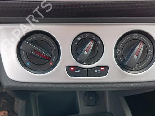 Used Switch SEAT IBIZA IV (6J5, 6P1) 1.2 TDI (75 hp) 32142436