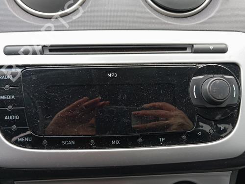 Used Radio SEAT IBIZA IV (6J5, 6P1) 1.2 TDI (75 hp) 32145685