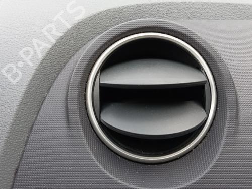 Grille d'aération SEAT IBIZA IV (6J5, 6P1) 1.2 TDI (75 hp) 32145687