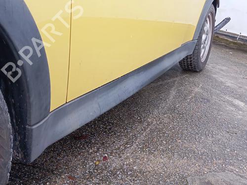 Used Left sideskirt MINI MINI (R50, R53) One D (88 hp) 32145769