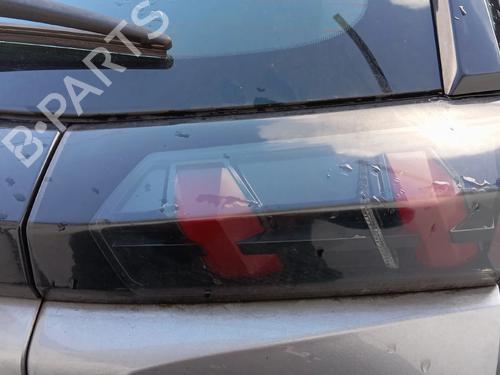 Used Right tailgate light PEUGEOT 2008 II (UD_, US_, UY_, UJ_, UR_, UC_) 1.5 BlueHDI 110 (UDYHSK) (110 hp) 32147289