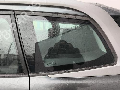 Panel rude bagtil venstre CITROËN C4 Grand Picasso II (DA_, DE_) 1.6 HDi / BlueHDi 115 (115 hp) 32340814