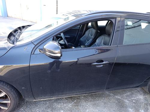 Dør venstre fortil VOLVO V60 I (155) D2 (120 hp) 32505727