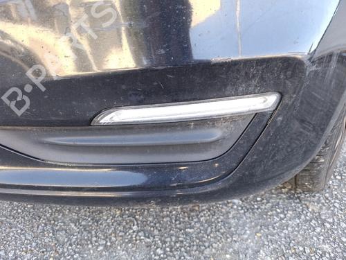 Used Left daytime light VOLVO V60 I (155) D2 (120 hp) 32505775