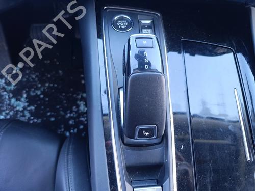 Used Shift knob Shift knob PEUGEOT 508 SW II (FC_, FJ_, F4_) 1.5 BlueHDi 130 (131 hp) 33183302 33183302