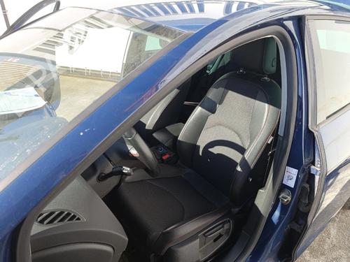 Used Left front seat Left front seat SEAT LEON (5F1) 1.4 TSI (125 hp) 33199577 33199577