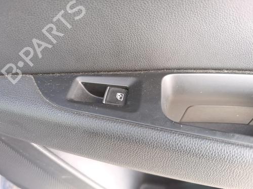 right-rear-window-switch-seat-leon-5f1-2012-2013-2014-2015-2016-2017-2018-2019-2020-2021-33199586 main image