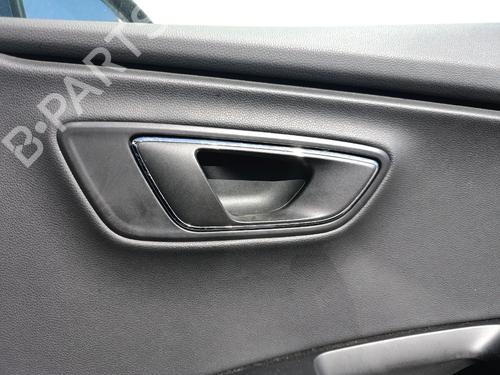 front-right-interior-door-handle-seat-leon-5f1-2012-2013-2014-2015-2016-2017-2018-2019-2020-2021-33204892 main image