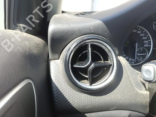 Used Air vent Air vent MERCEDES-BENZ A-CLASS (W176) A 180 CDI (176.000) (109 hp) 33205012 33205012