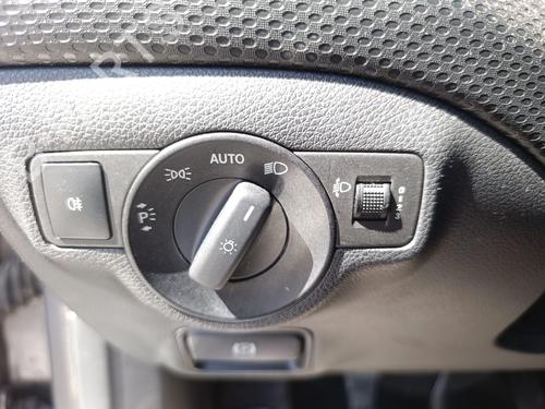 Used Headlight switch Headlight switch MERCEDES-BENZ A-CLASS (W176) A 180 CDI (176.000) (109 hp) 33209663 33209663