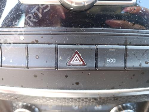 Used Warning switch Warning switch MERCEDES-BENZ A-CLASS (W176) A 180 CDI (176.000) (109 hp) 33209662 33209662