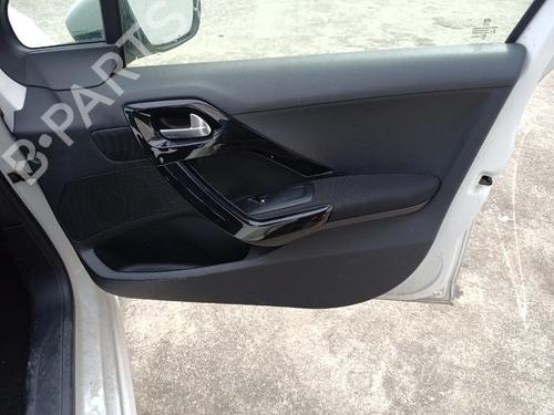 Used Front right panel Front right panel PEUGEOT 208 I (CA_, CC_) 1.2 PureTech 82 (82 hp) 33241008 33241008