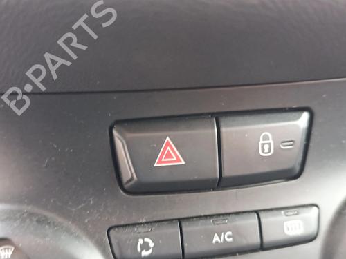 Used Warning switch Warning switch PEUGEOT 208 I (CA_, CC_) 1.2 PureTech 82 (82 hp) 33241024 33241024