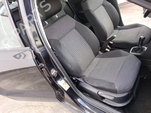 Sæde sæt Sæde sæt VW POLO V (6R1, 6C1) 1.2 TDI (75 hp) 33244427 33244427